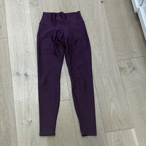 Purple airlift leggings 7/8 full length pristine condition